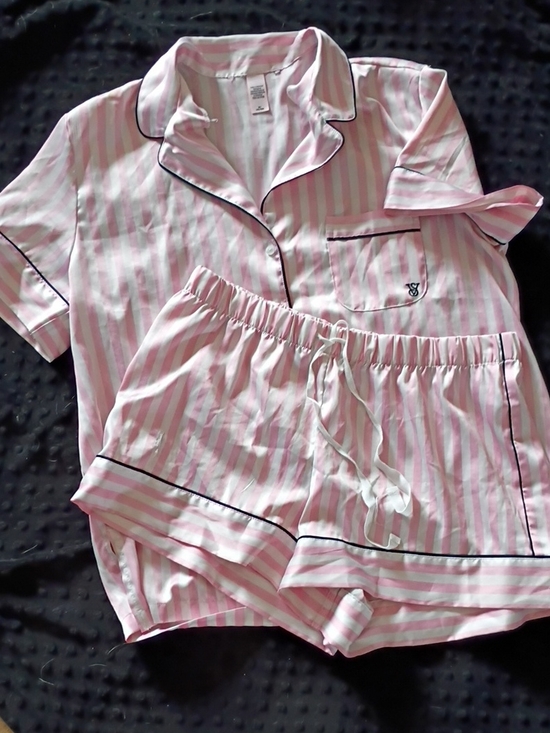 Victoria's Secret Other - Women's Victoria Secret Pink Stripe Short Pajama Set - Classic Piped Sleepwear